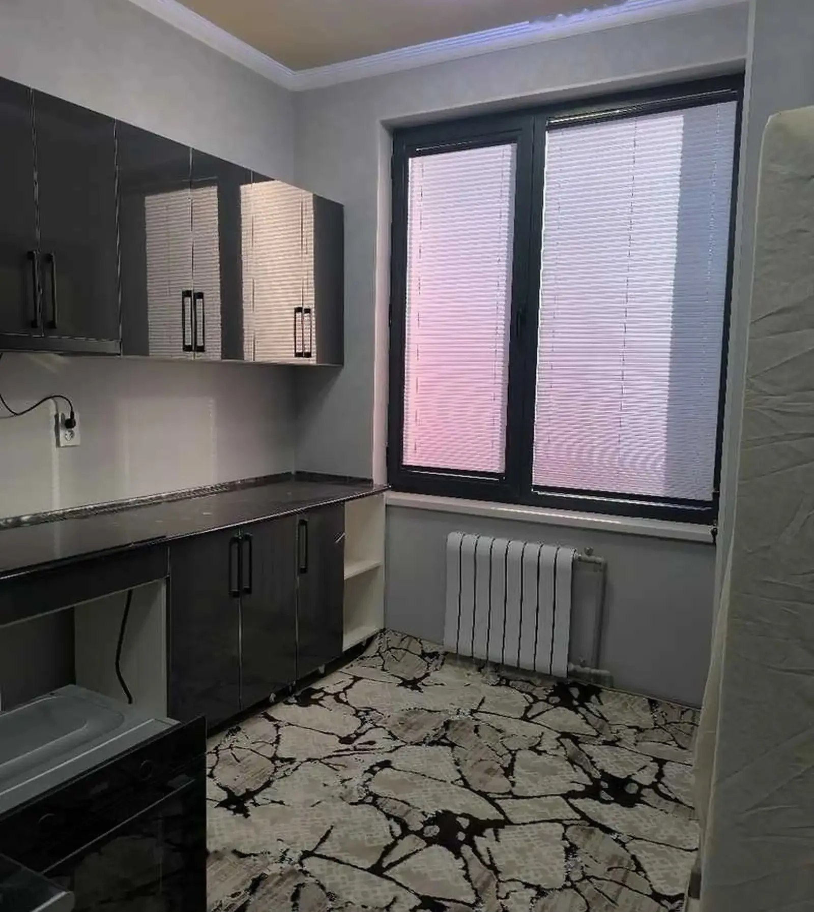 2-комн. квартира, 12 этаж, 85м², И.Сомони