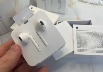 Проводные наушники Apple