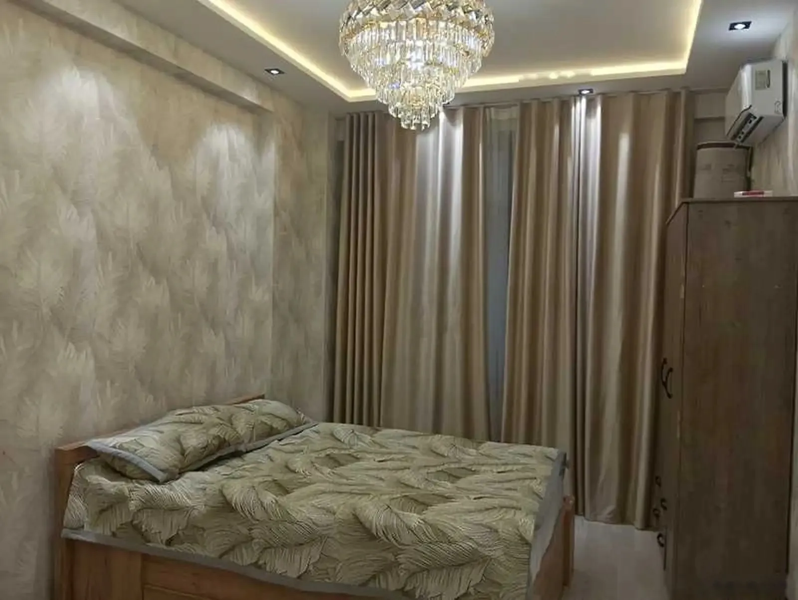 2-комн. квартира, 3 этаж, 48м², Боги ботаники
