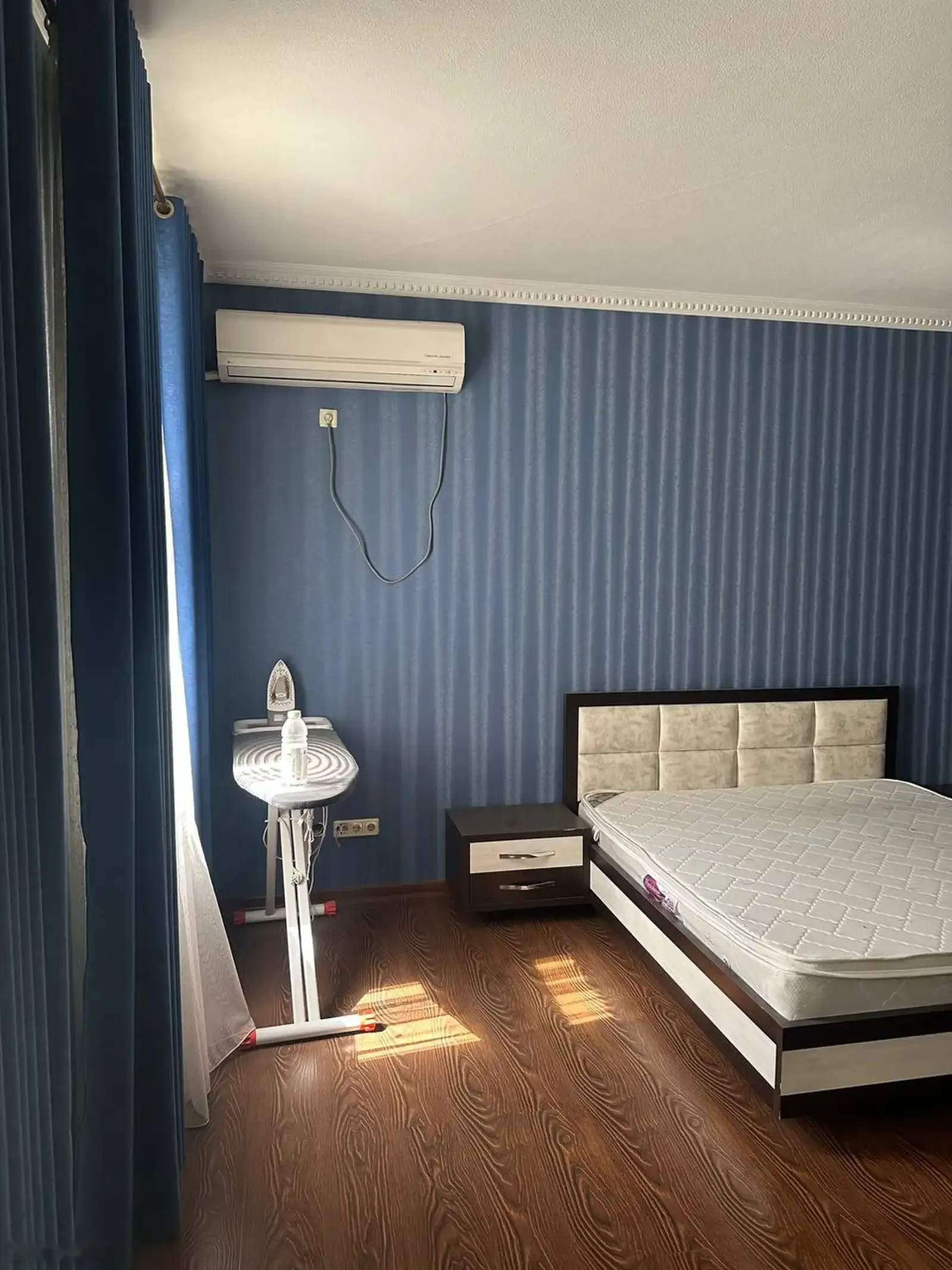 3-комн. квартира, 2 этаж, 203м², Дом печати