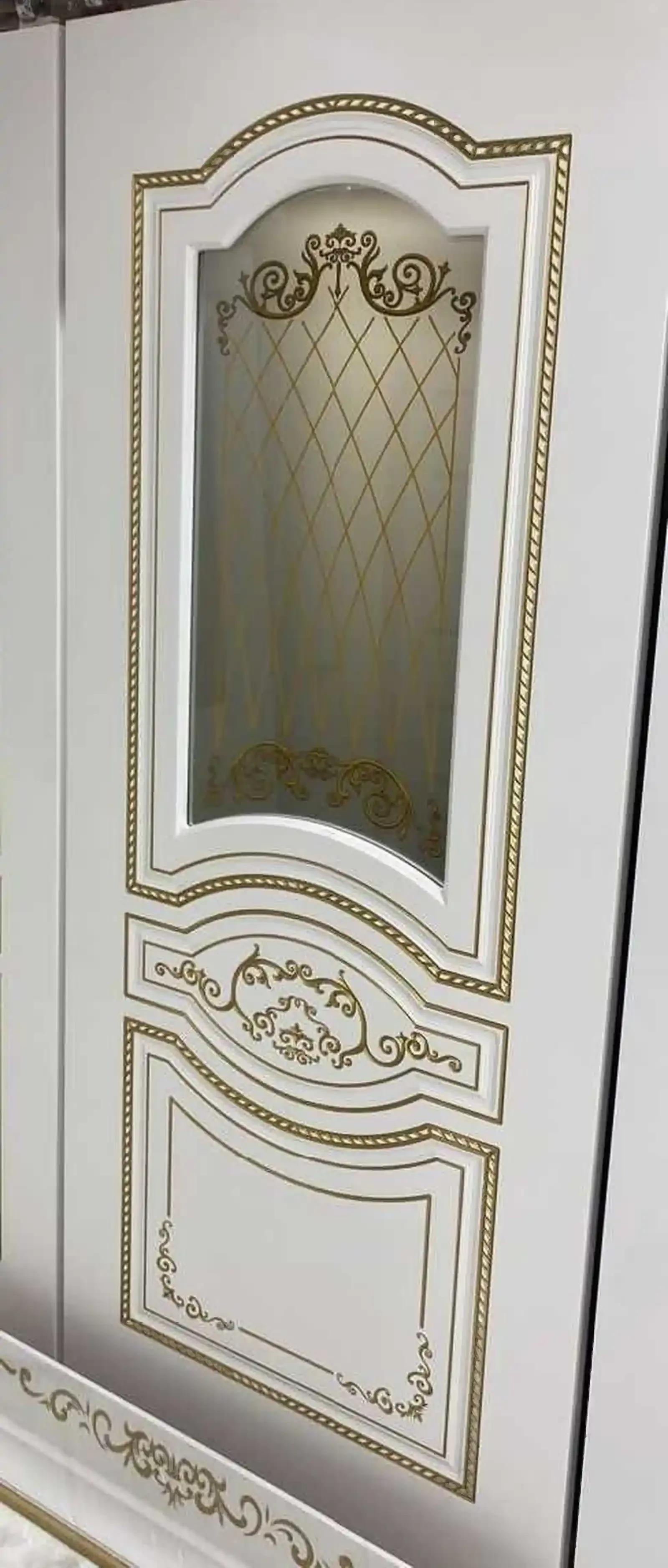 Межкомнатная дверь