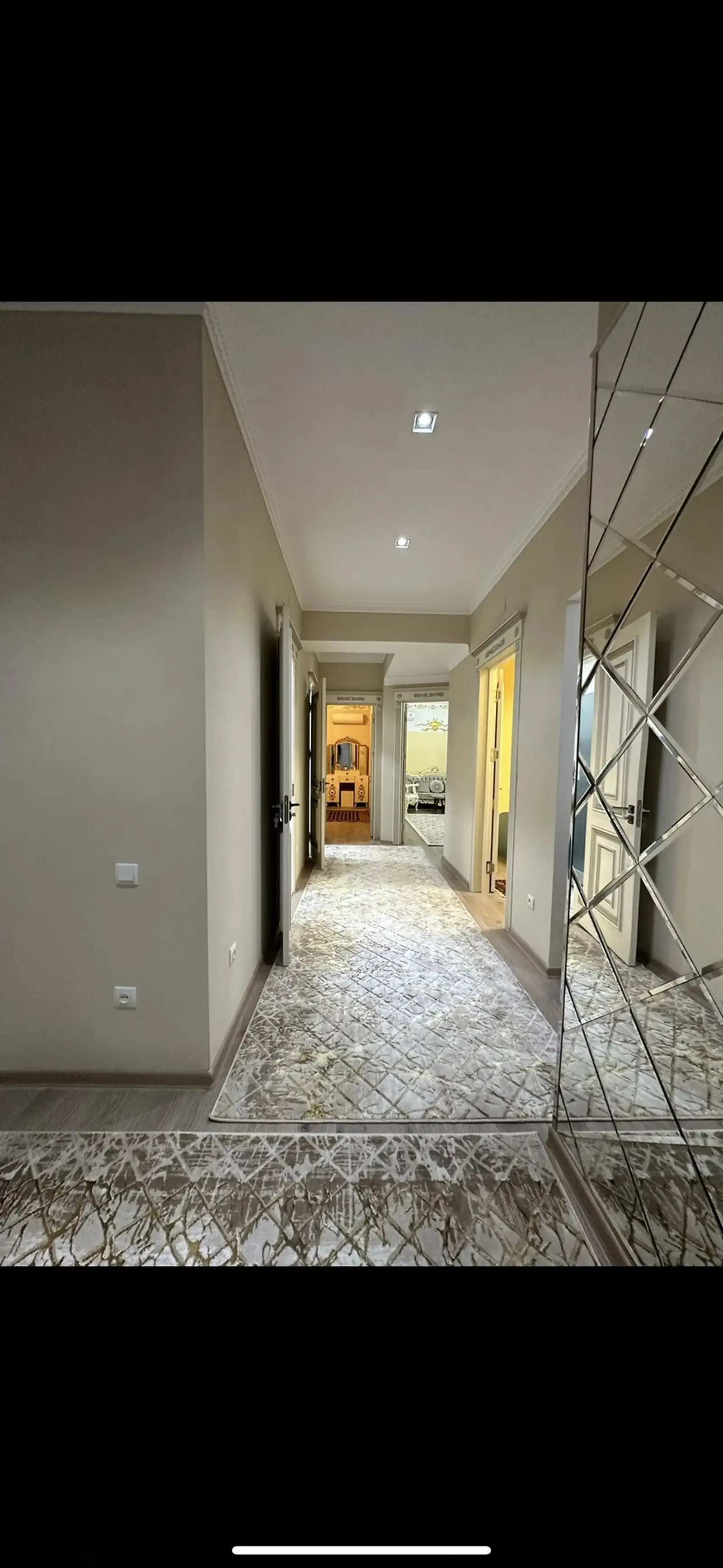 2-комн. квартира, 11 этаж, 80м², Парламент