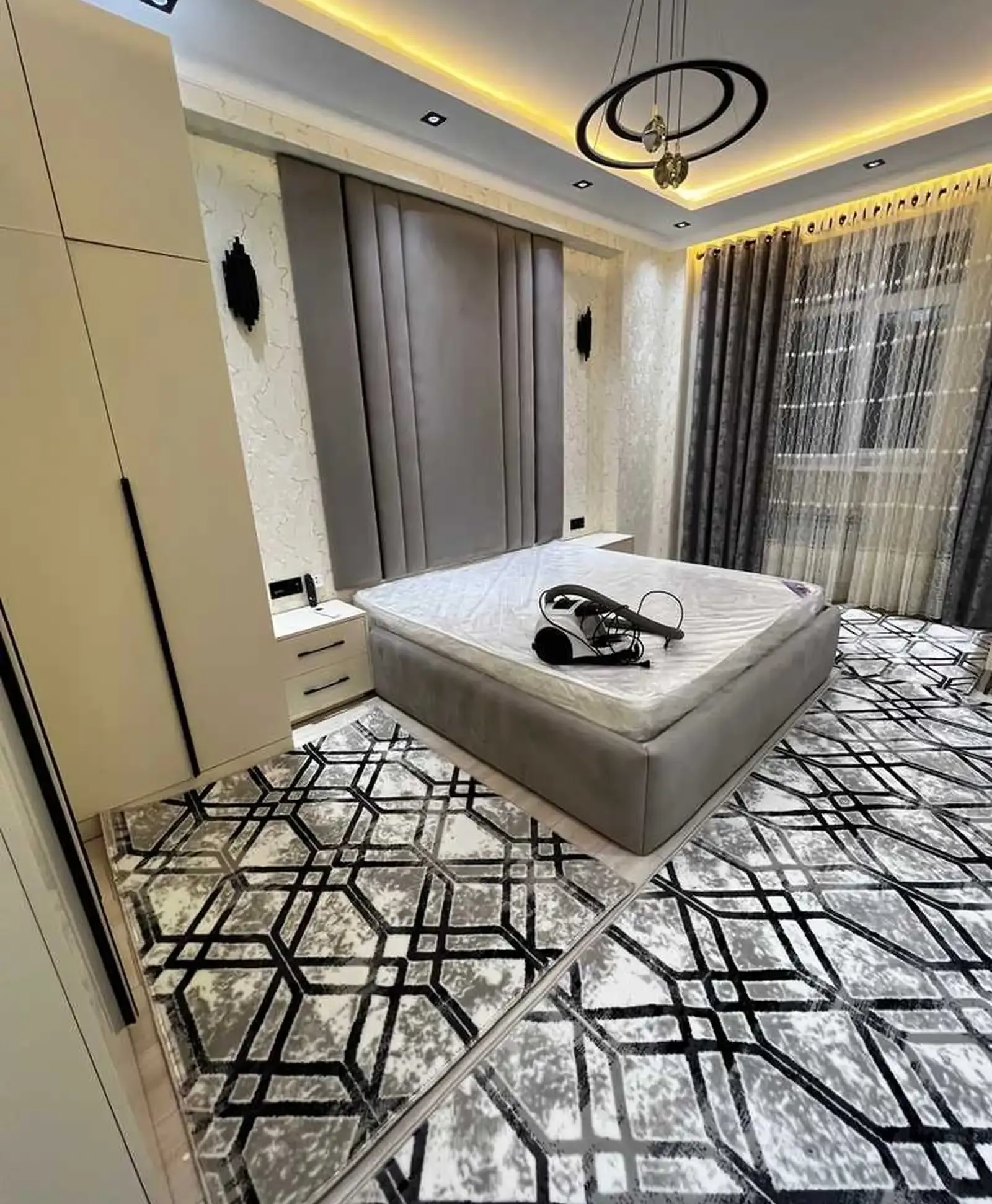 2-комн. квартира, 15 этаж, 60м², ОВИР