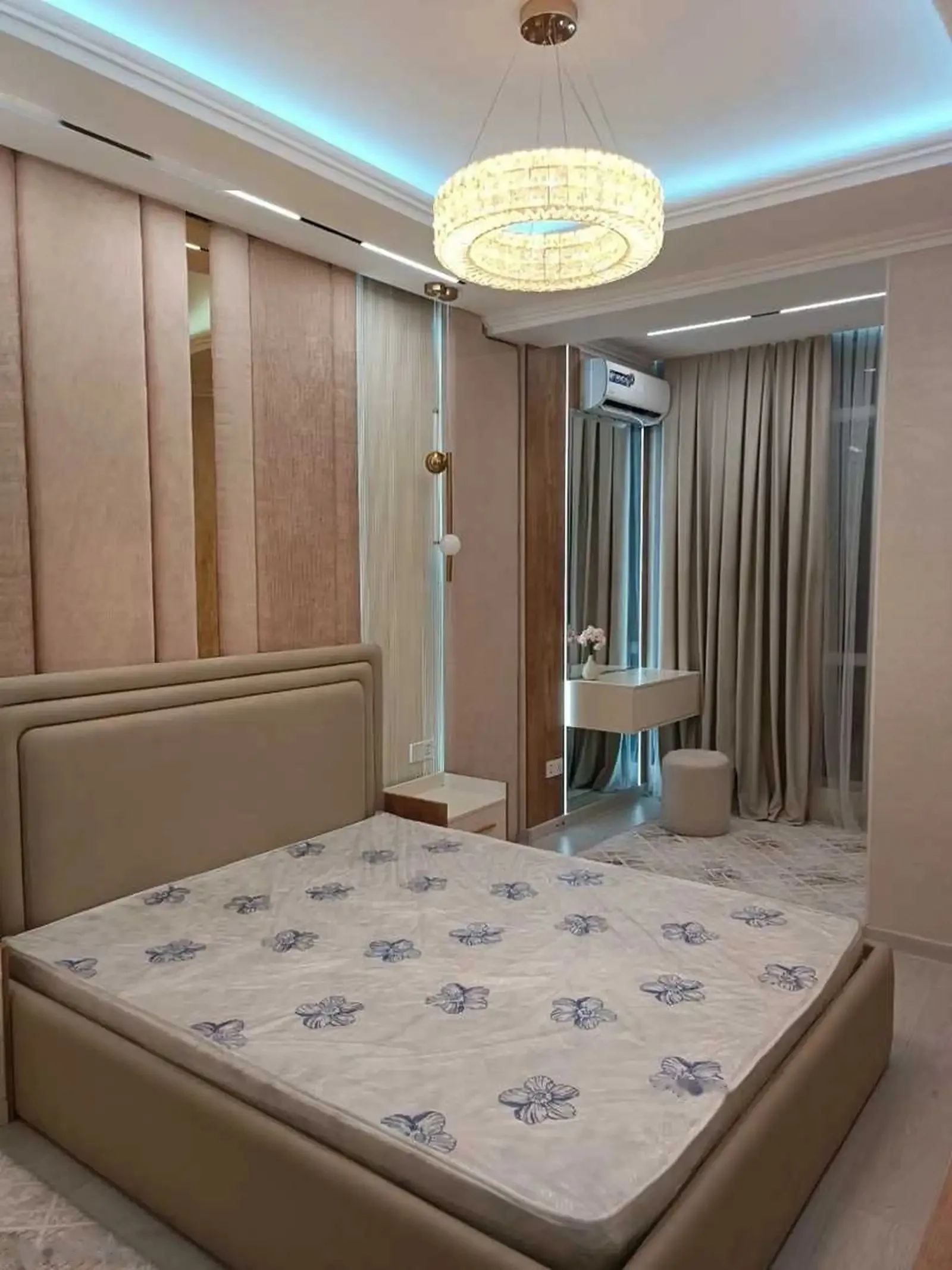 3-комн. квартира, 15 этаж, 120м², Овир