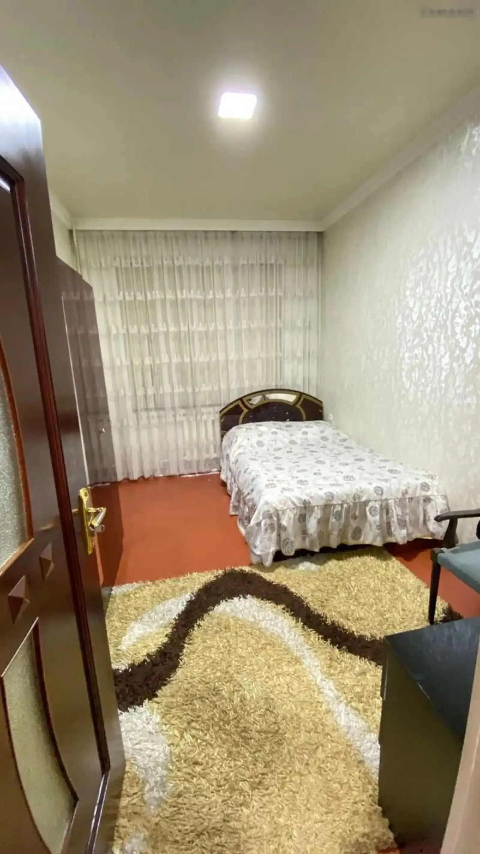 3-комн. квартира, 1 этаж, 80м², Танк