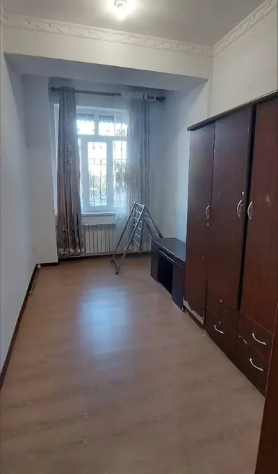 2-комн. квартира, 2 этаж, 60м², Сино