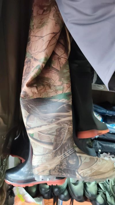 Сапоги резиновые