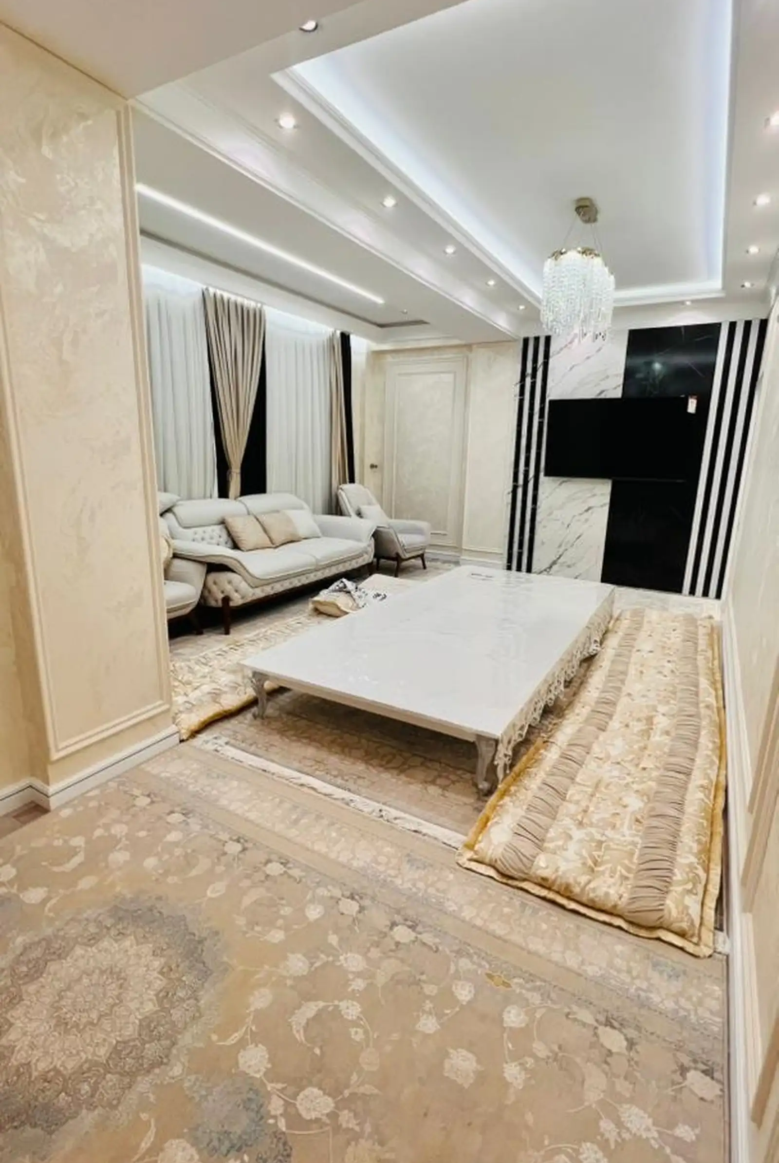 3-комн. квартира, 4 этаж, 140м², Шохмансур ру баруи Зелёный бозор доми Валберис Наздикии Садбарг
