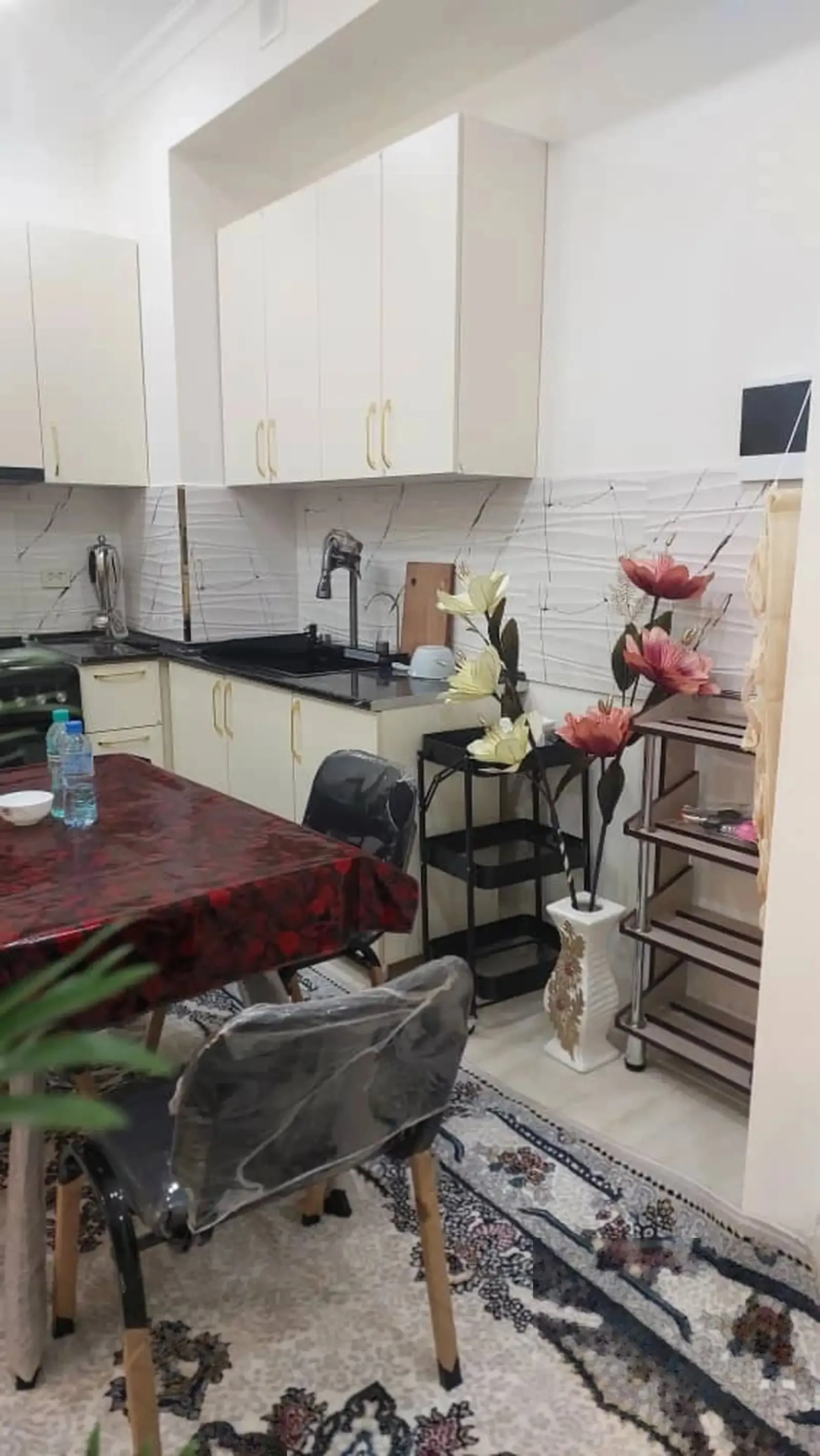2-комн. квартира, 3 этаж, 62м², Шохмансур
