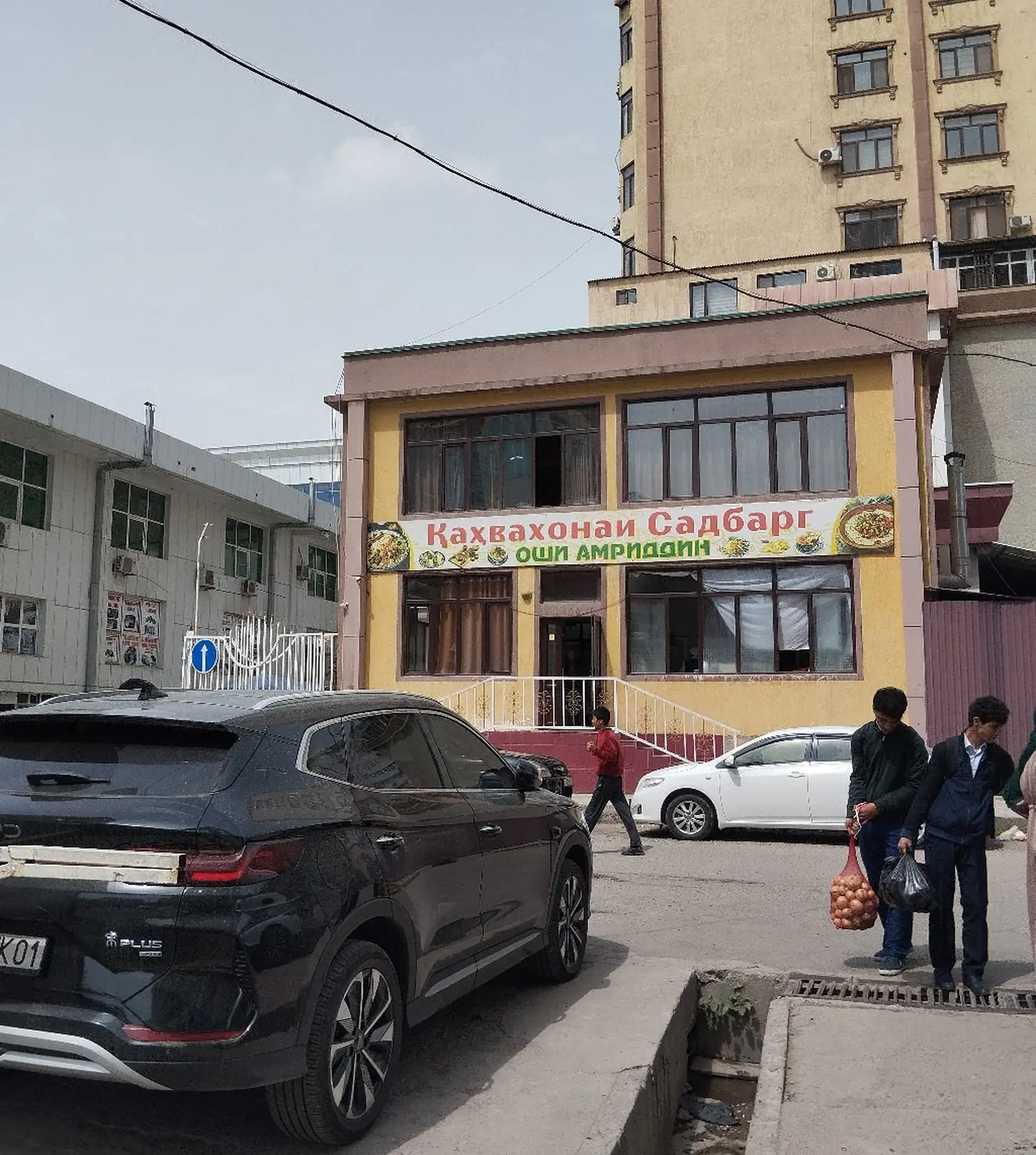 2-комн. квартира, 9 этаж, 65м², Шохмансур, Садбарг, доми Супермаркет Кавсар