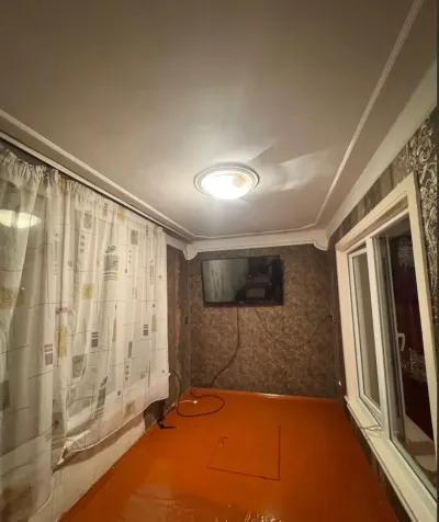 4-комн. квартира, 3 этаж, 90м², Профсоюз