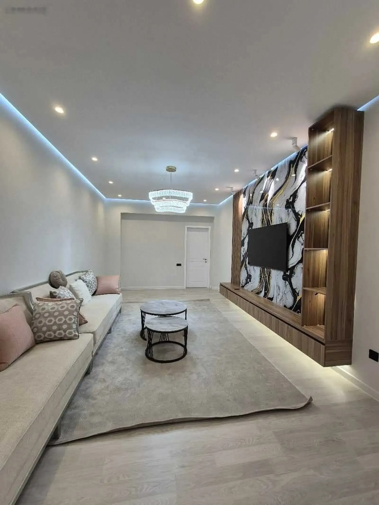 2-комн. квартира, 16 этаж, 98м², домои Bakht Z