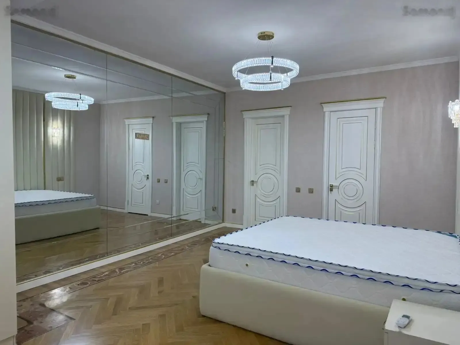 3-комн. квартира, 10 этаж, 100м², Исмоили Сомони