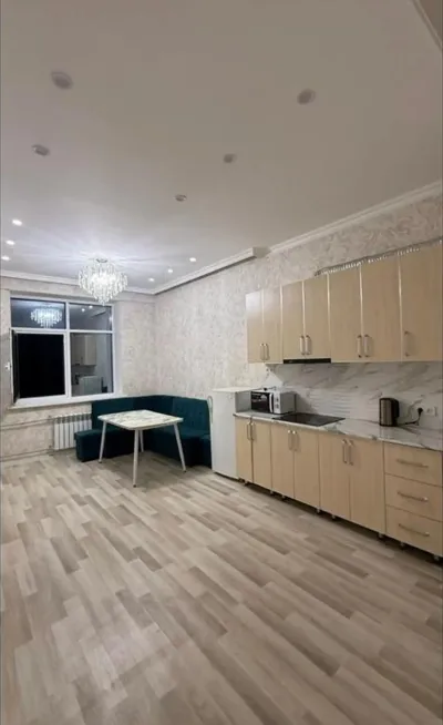 2-комн. квартира, 12 этаж, 96м², Шохмансур