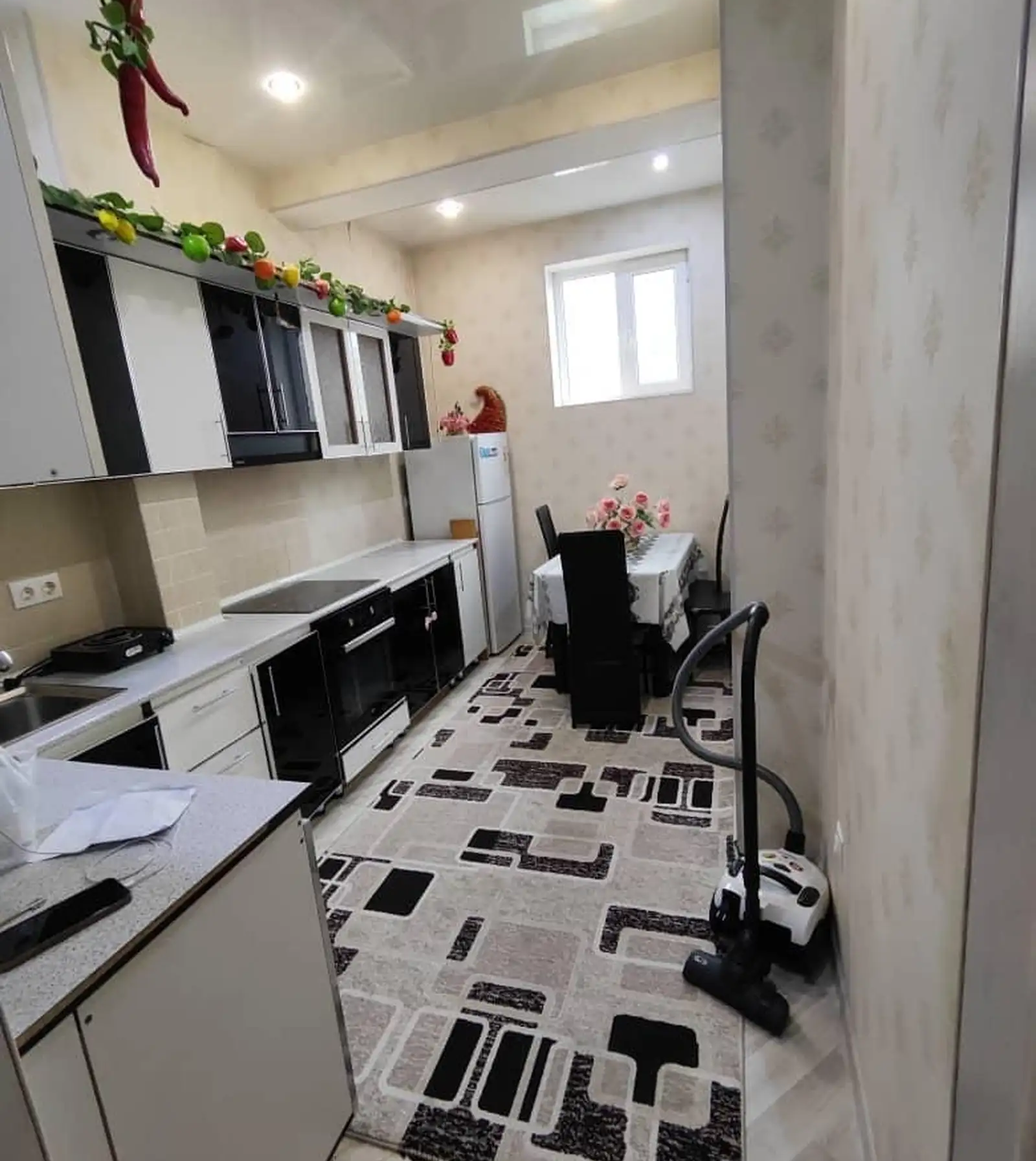 3-комн. квартира, 7 этаж, 90м², И. Сомони, Славянский, пушти загс