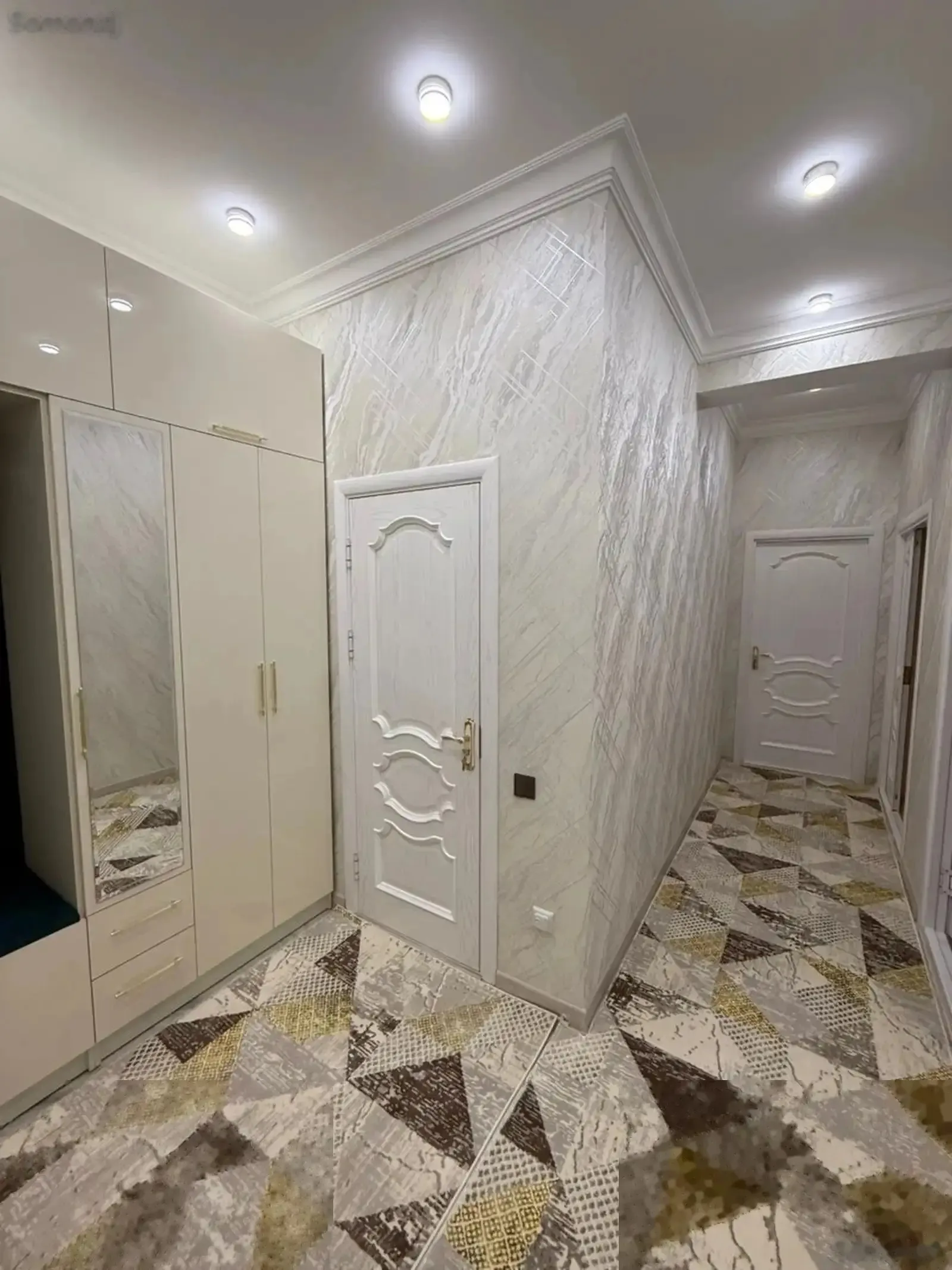 2-комн. квартира, 6 этаж, 73м², И.Сомони, городок Сафо, Пединститут