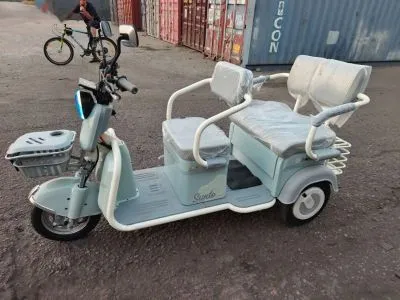 Электронный Скутер Трёхколёсный