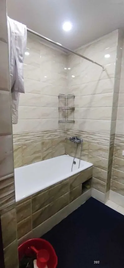 3-комн. квартира, 4 этаж, 100м², Фирдавси