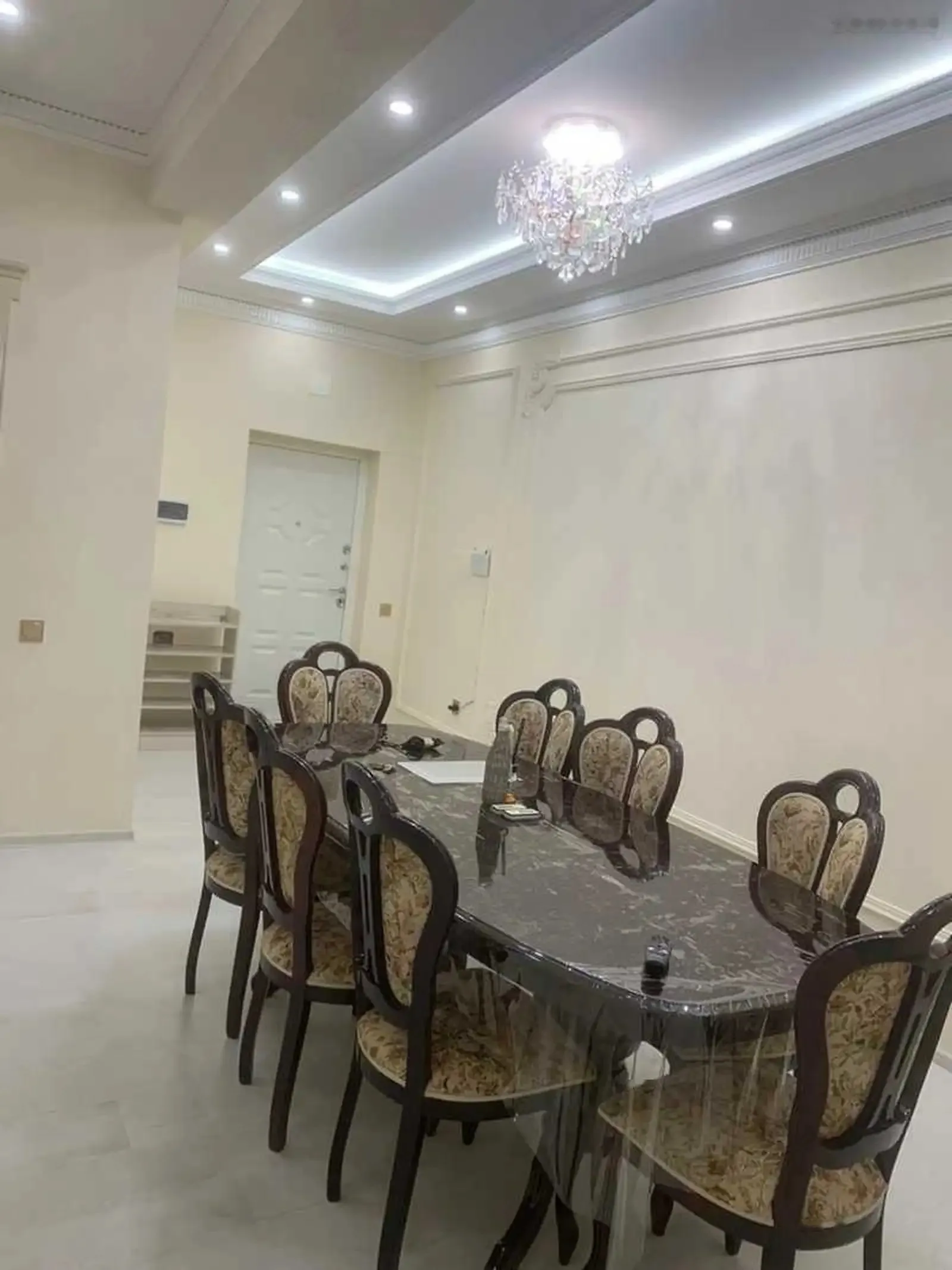 3-комн. квартира, 6 этаж, 115м², И.Сомони