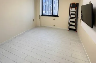 2-комн. квартира, 15 этаж, 84 м², 82мкр