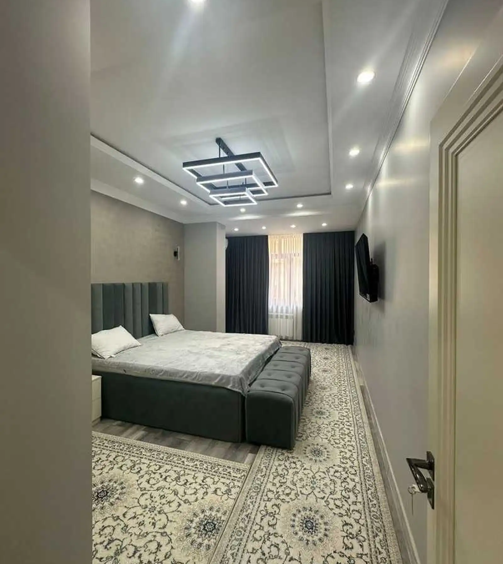 2-комн. квартира, 13 этаж, 85м², Дом Печати