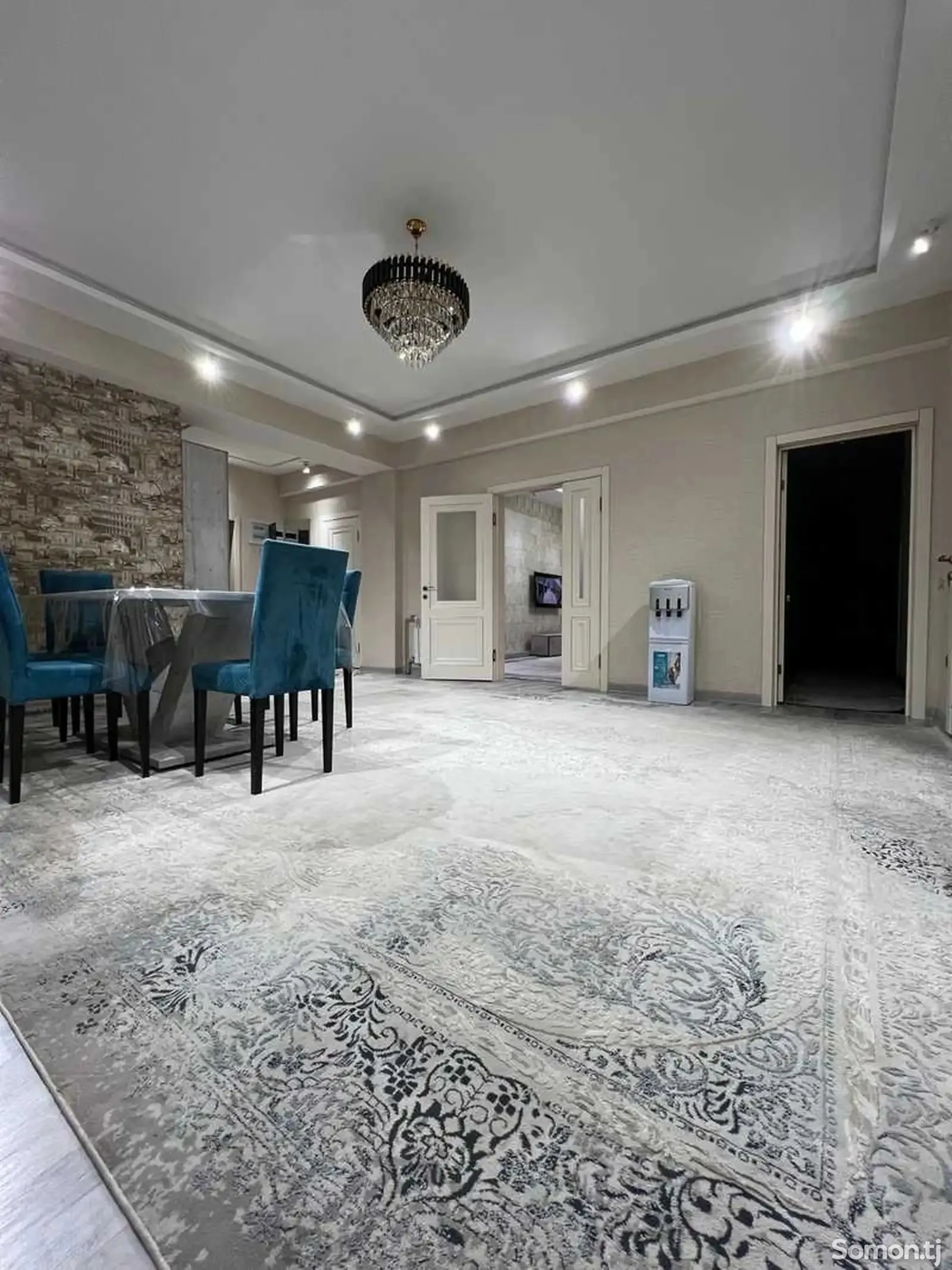 4-комн. квартира, 3 этаж, 133м², ориентир Овир