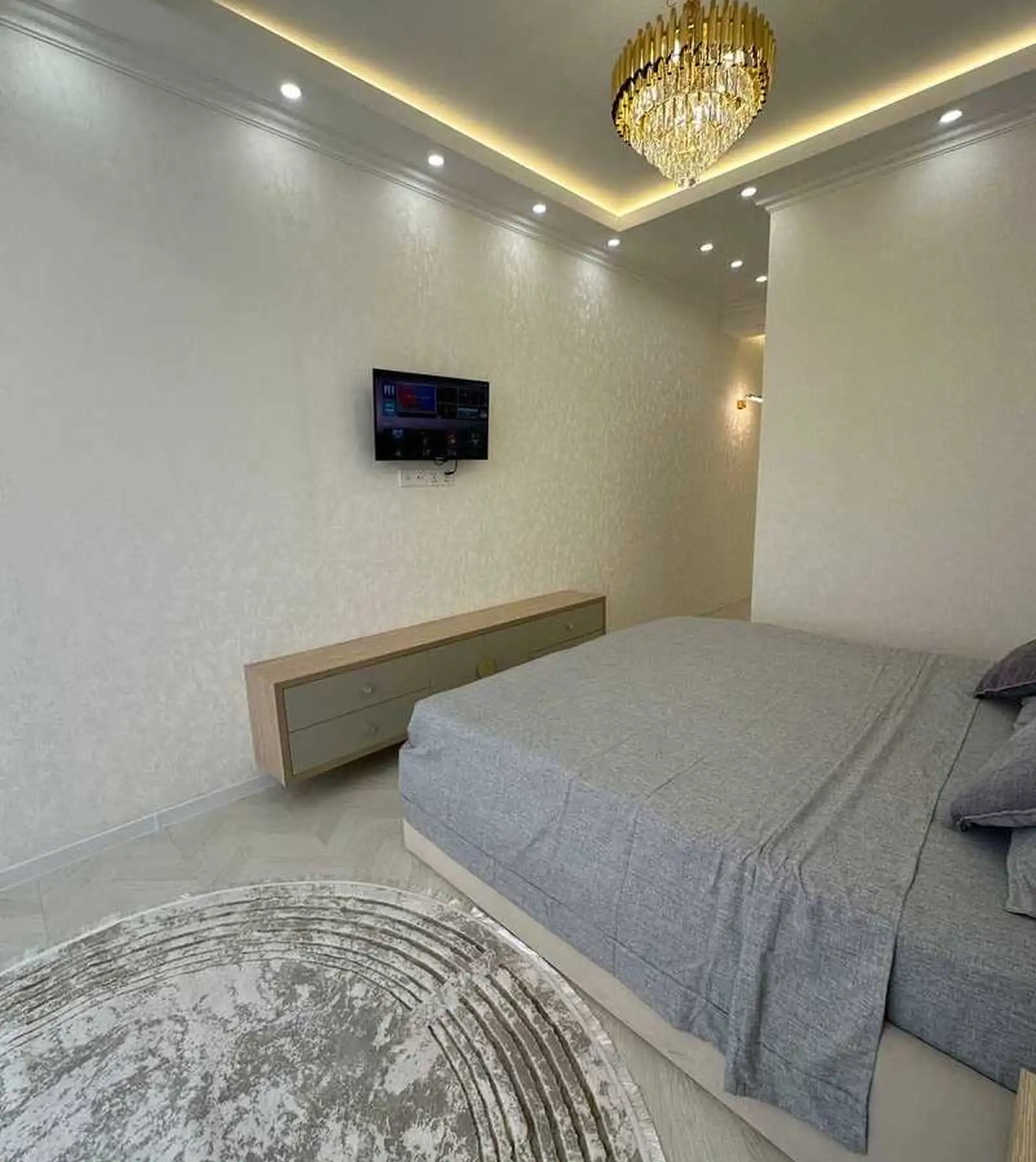 2-комн. квартира, 14 этаж, 65м², Караболо, Пеши Масчити Помириё