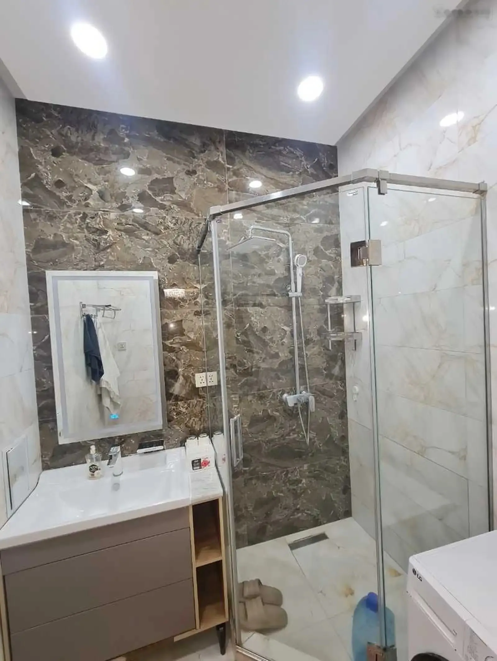 2-комн. квартира, 15 этаж, 100м², пайкари таможенный