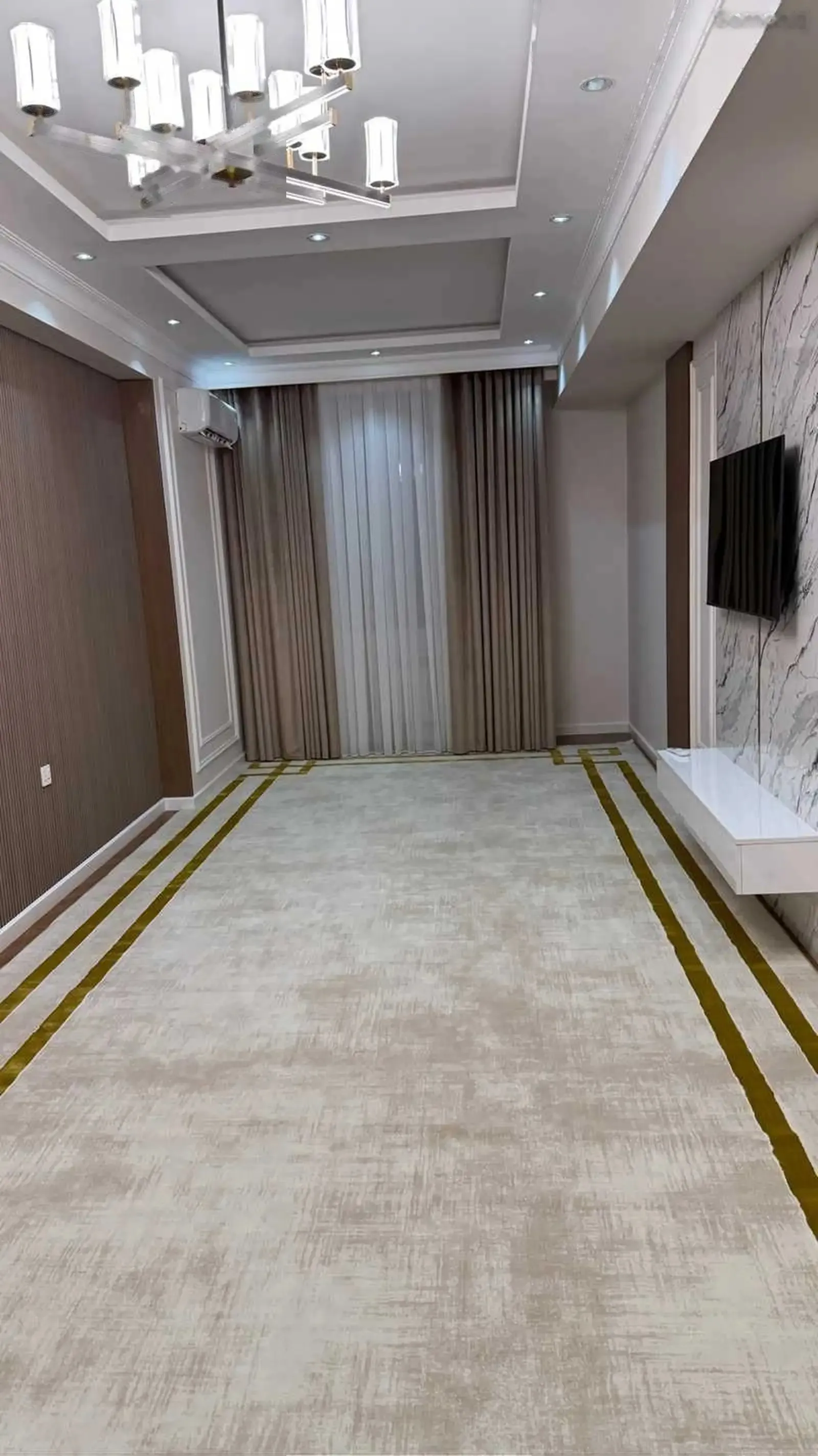 3-комн. квартира, 18 этаж, 115м², 82мкр