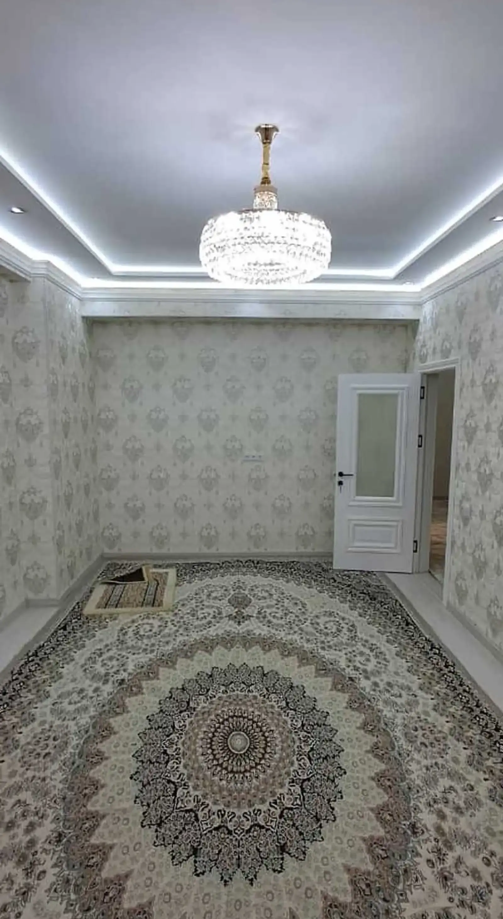 2-комн. квартира, 3 этаж, 80м², 33мкр колцевой Провсоюз Низоми ганчави