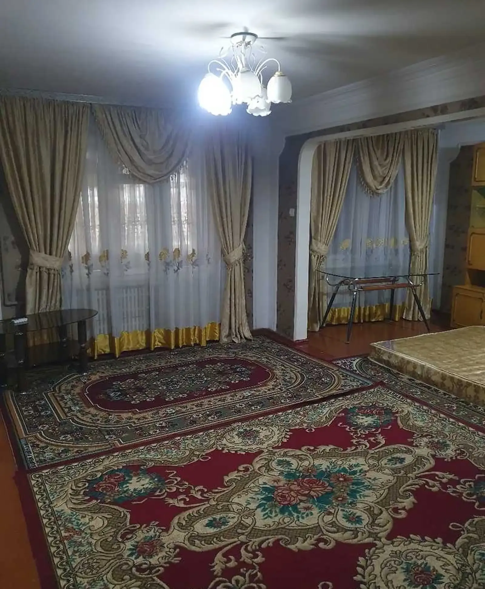 4-комн. квартира, 1 этаж, 77м², 82 мкр, 101 мкр,сари роҳ, мавҷи Истиқлол