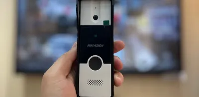 Аналоговый Видеодомофон Hikvision DS-KIS202T