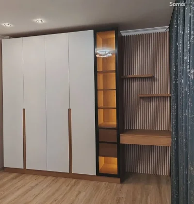Шкаф для прихожей