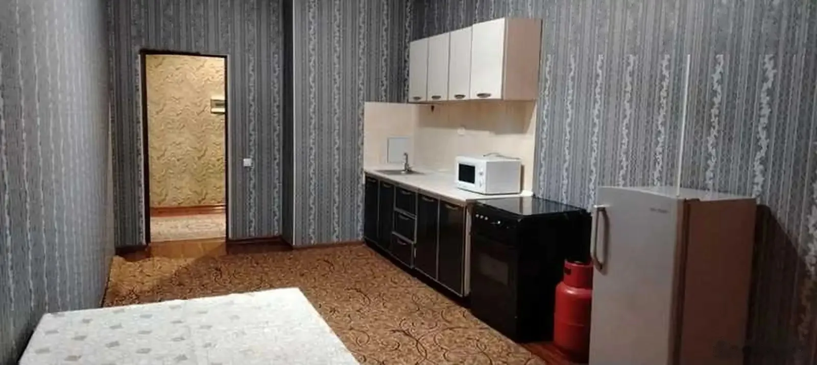 3-комн. квартира, 4 этаж, 127м², Шохмансур
