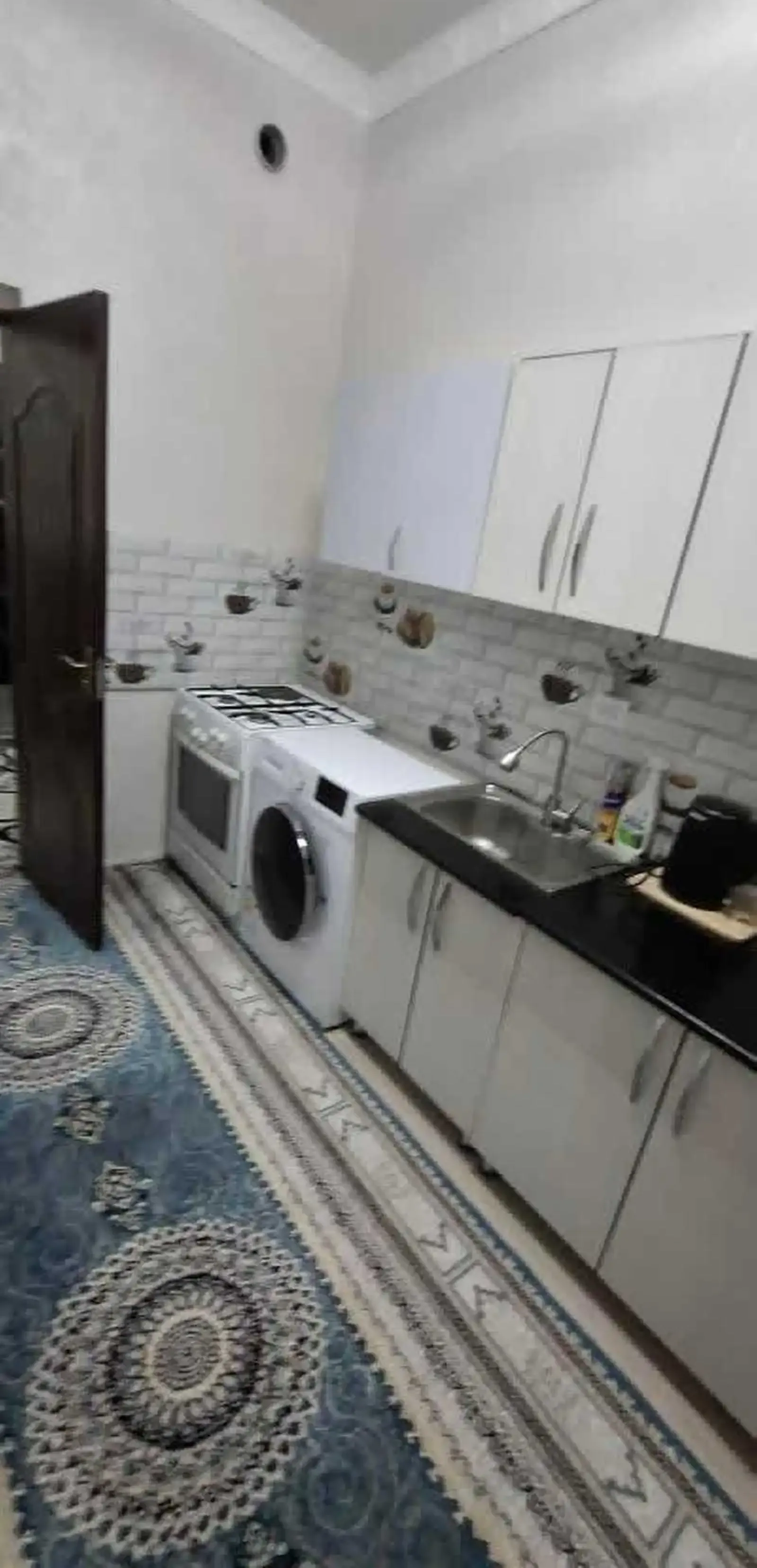 2-комн. квартира, 9 этаж, 55м², Зарафшон поликлиника 14
