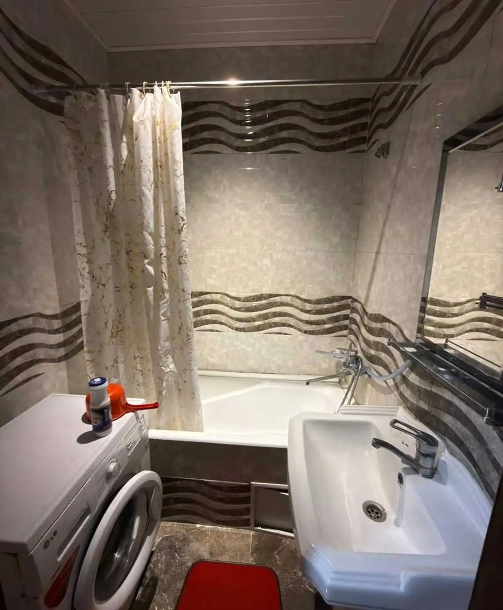 2-комн. квартира, 4 этаж, 74м², Миларация