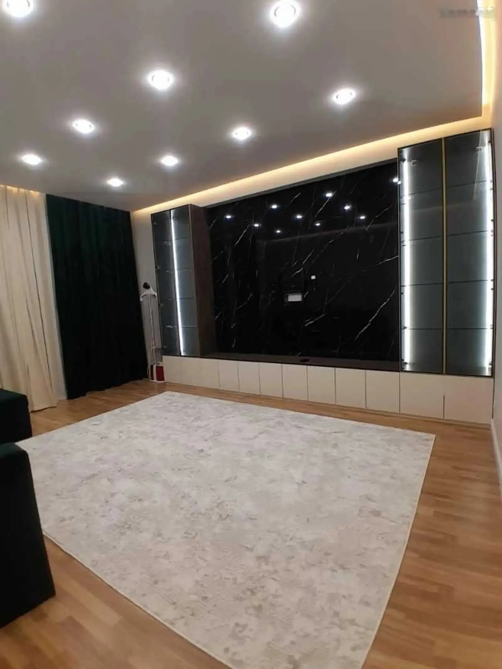 2-комн. квартира, 5 этаж, 80м², дом печати