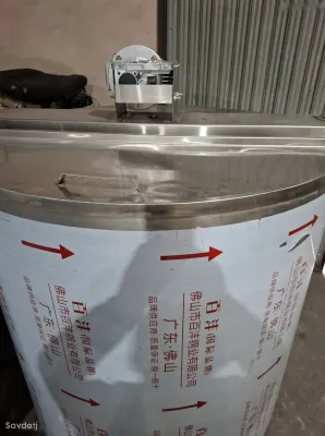 Бочка из нержавеющей стали 1000л. Мешалка.