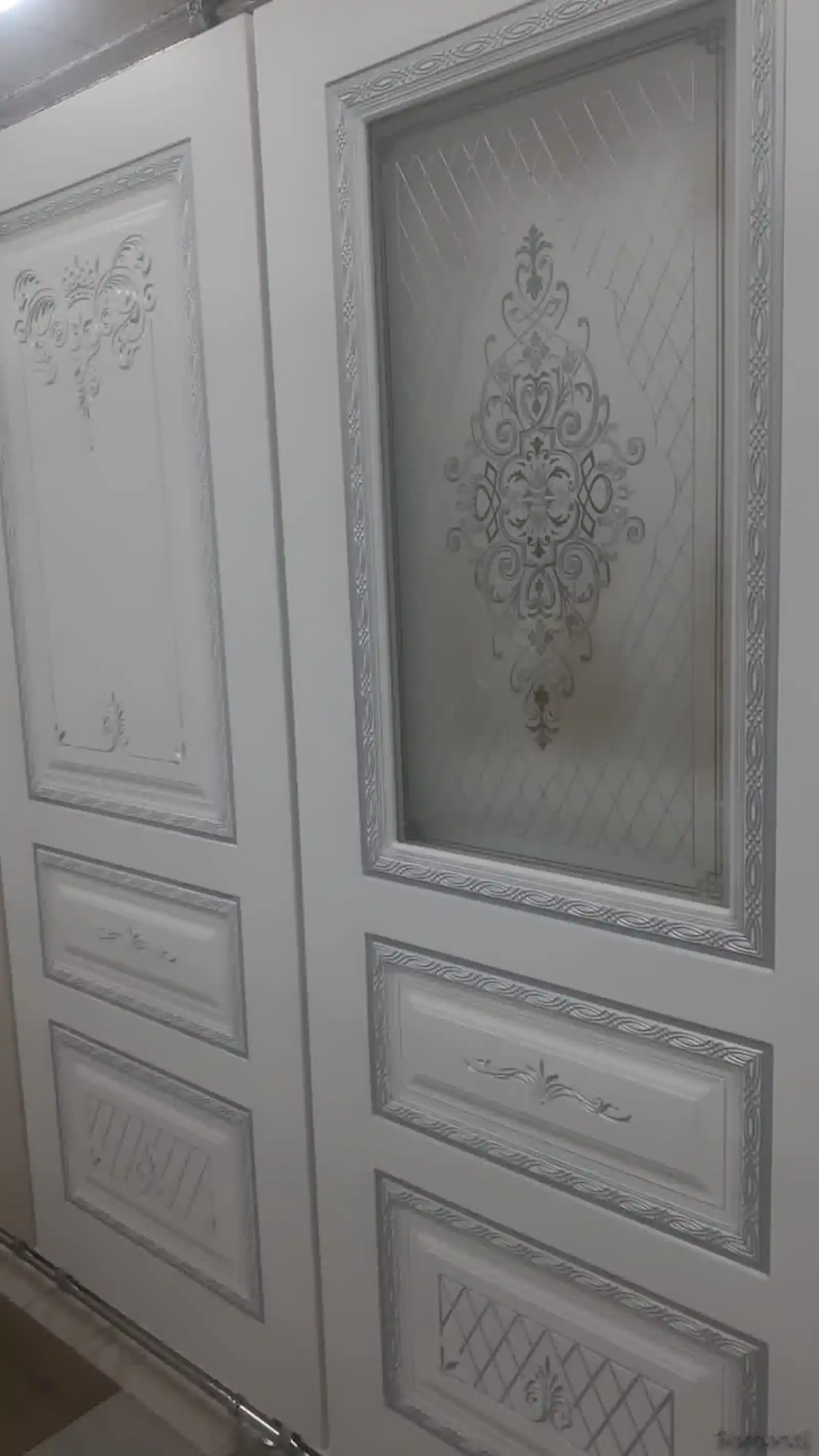 Дверь