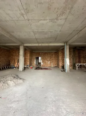Помещение под свободное назначение, 270м², Сзади гостиницы Сафо, Спуск пединститута, Центр