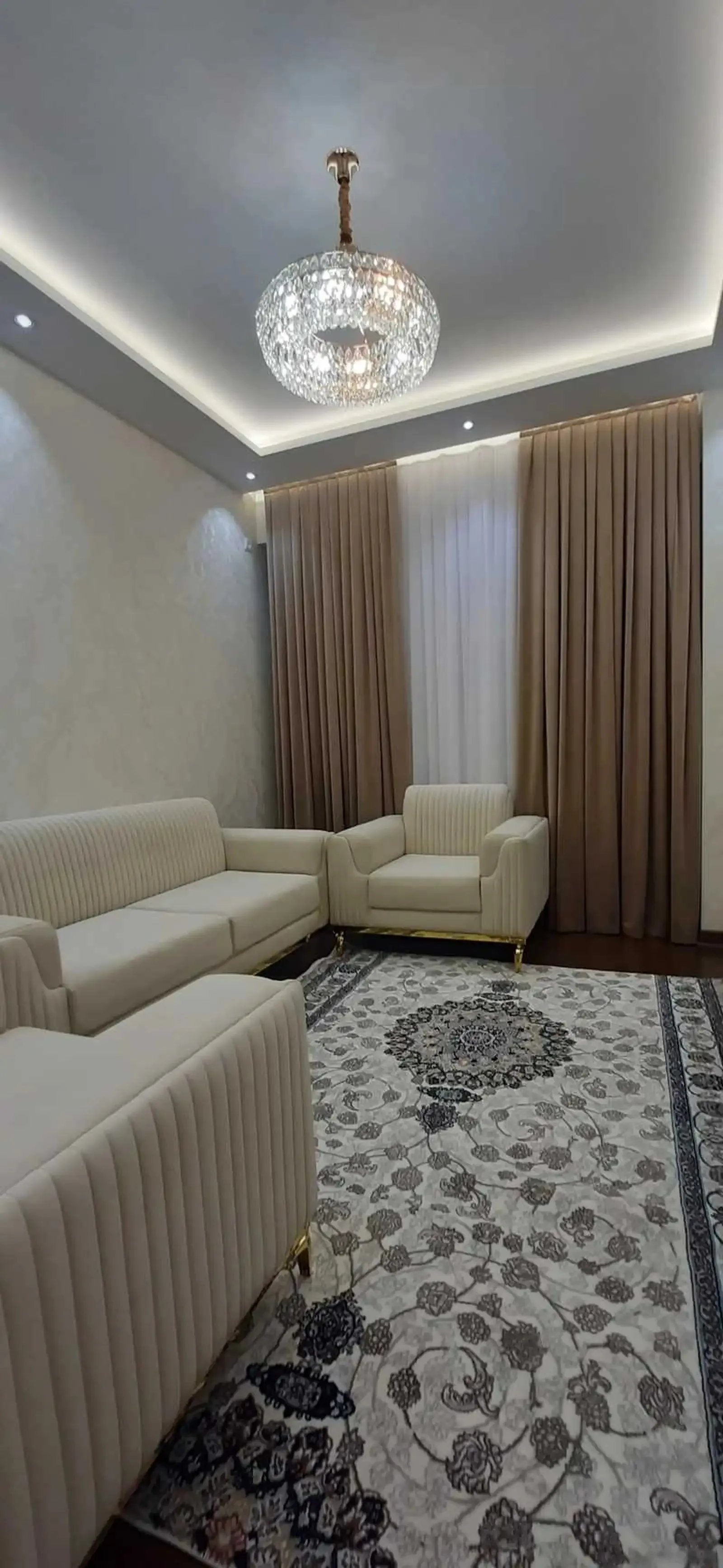 2-комн. квартира, 4 этаж, 56м², Скорый, домхои Bakht Z