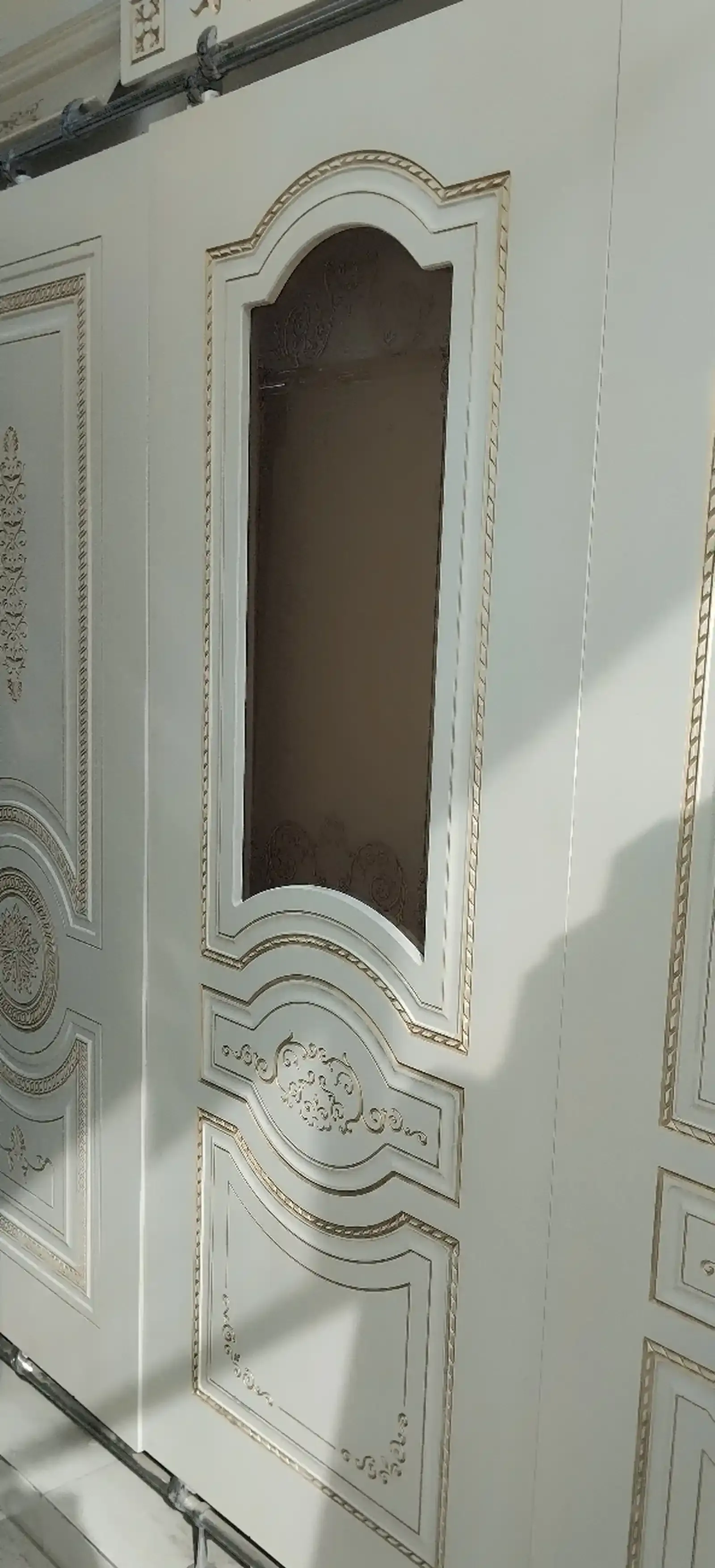 Дверь