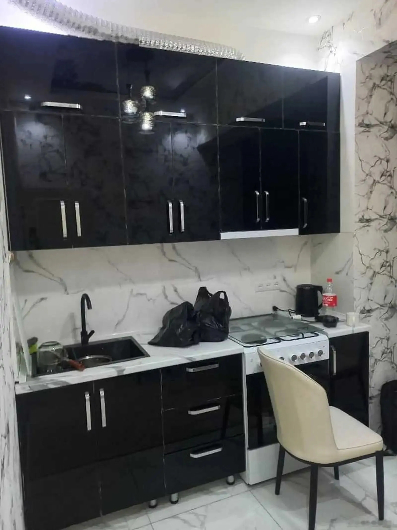 2-комн. квартира, 10 этаж, 81м², 4 дома