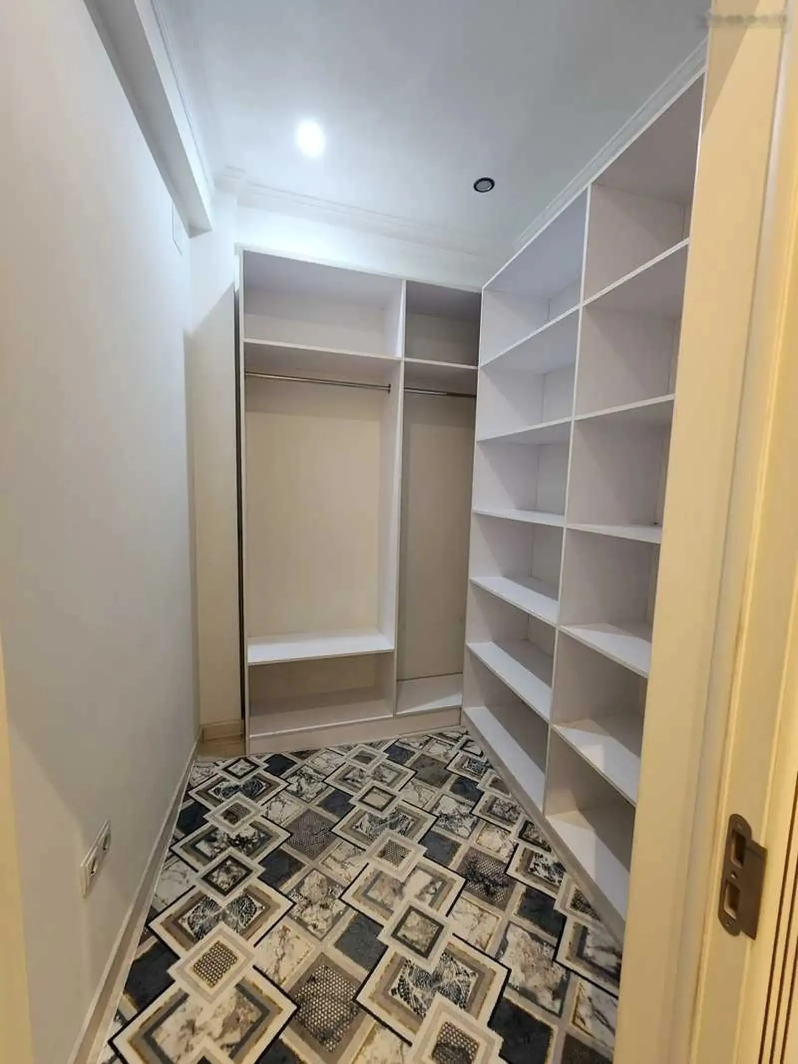 3-комн. квартира, 6 этаж, 133м², Садбарг, доми Ватан