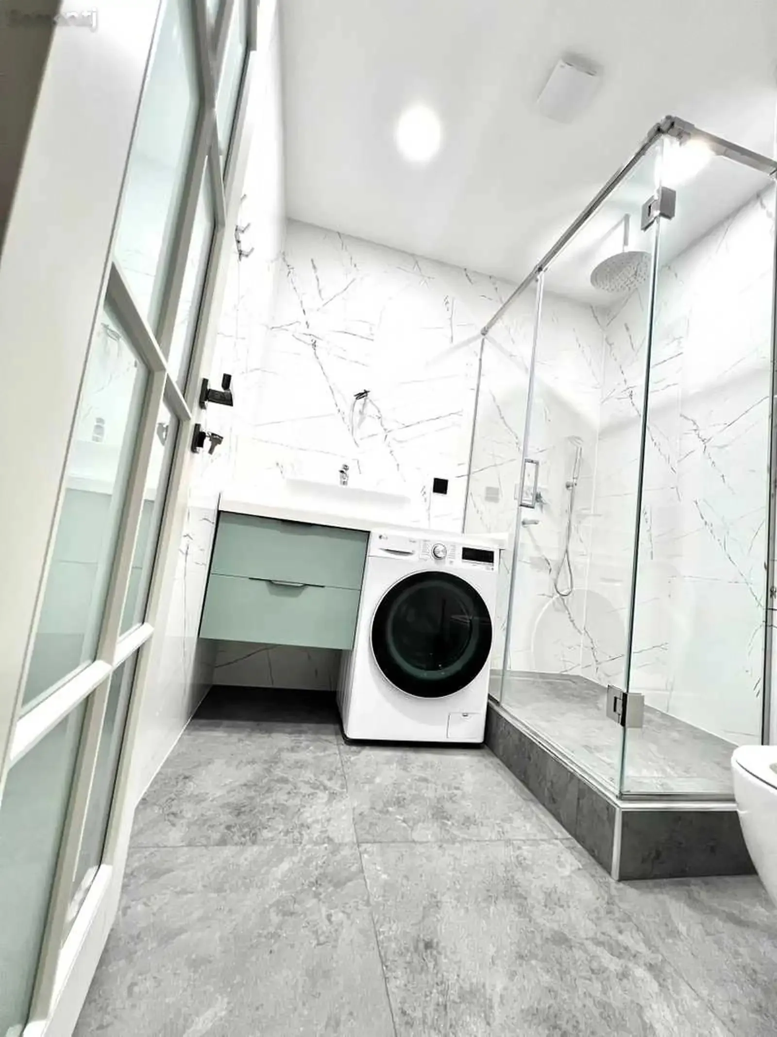 4-комн. квартира, 3 этаж, 139м², Шохмансур