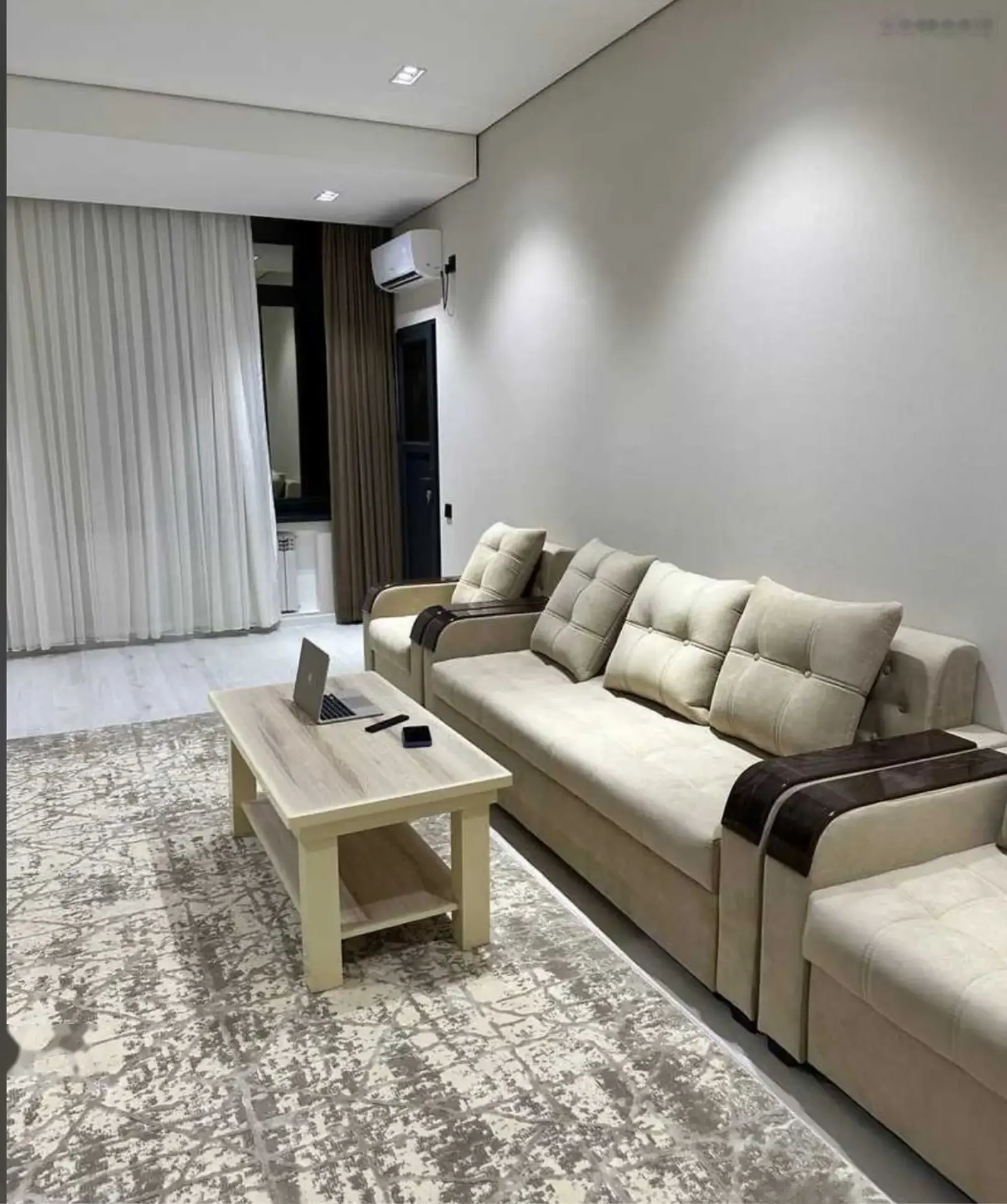 2-комн. квартира, 4 этаж, 91м², Цум