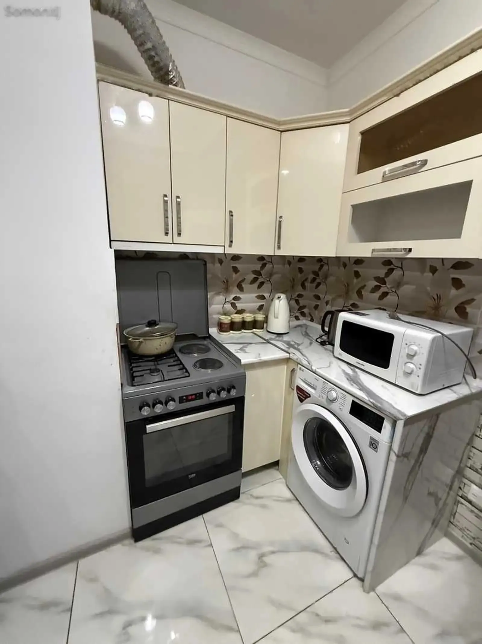 3-комн. квартира, 8 этаж, 120м², н.Фирдавси