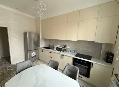 3-комн. квартира, 6 этаж, 100м², Шохмансур Танка