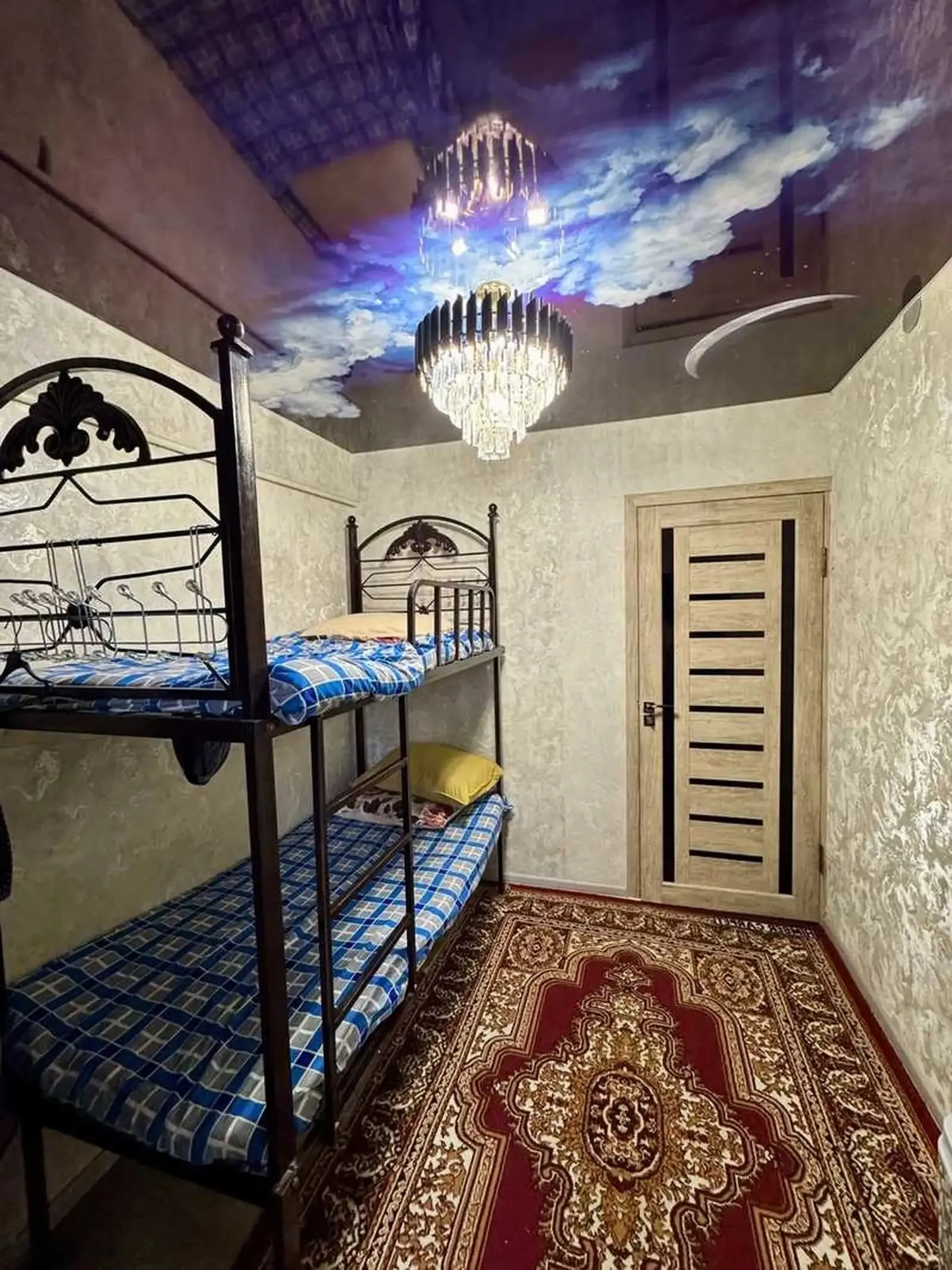 2-комн. квартира, 1 этаж, 60м², Фирдавси