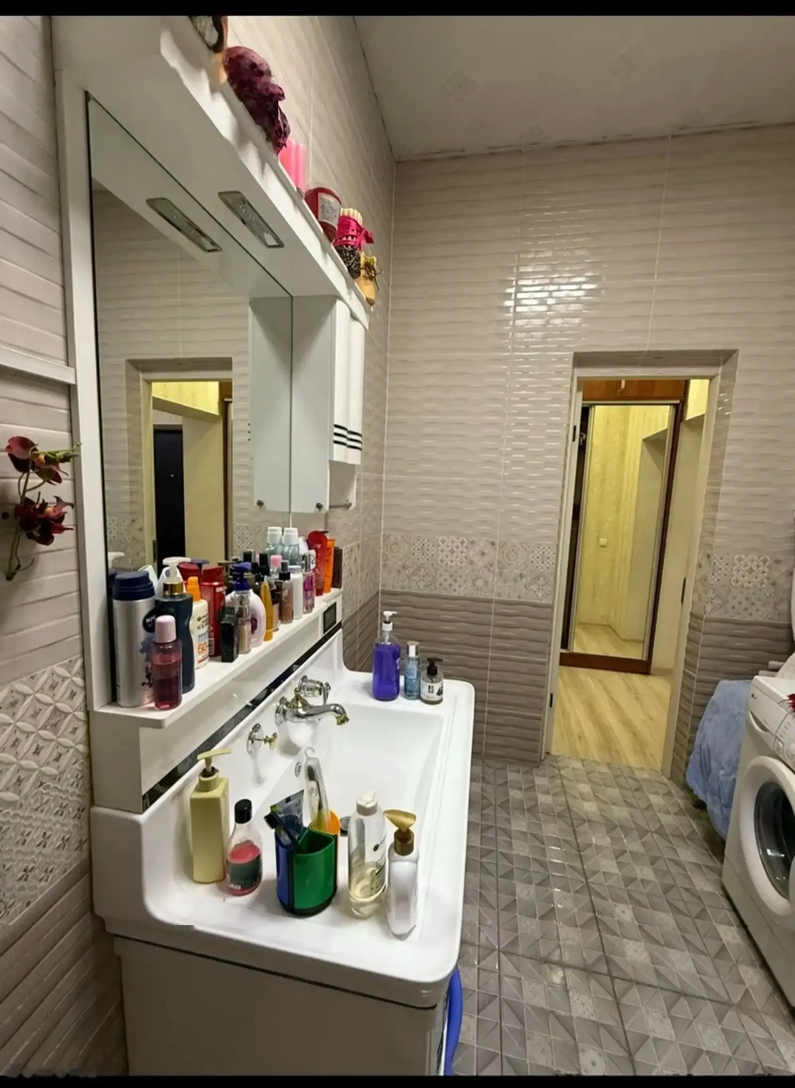 2-комн. квартира, 5 этаж, 70м², И. Сомони